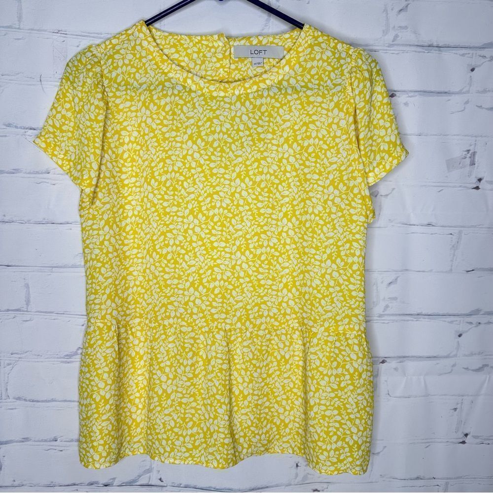 Loft‎ XS or Small Yellow Top
